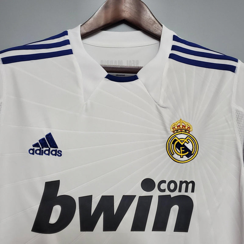 Camisa Retrô Real Madrid 2010/11 Home