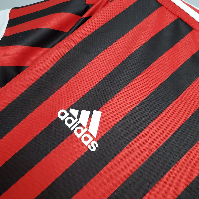 Camisa Retrô AC Milan 2011/12 Home