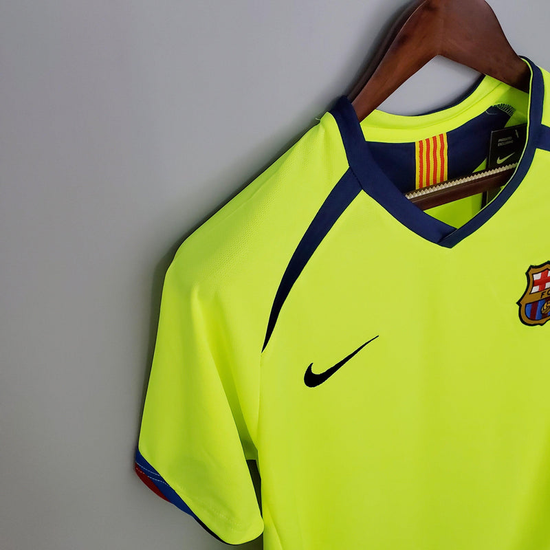 Camisa Retrô FC Barcelona 2005/06 Away