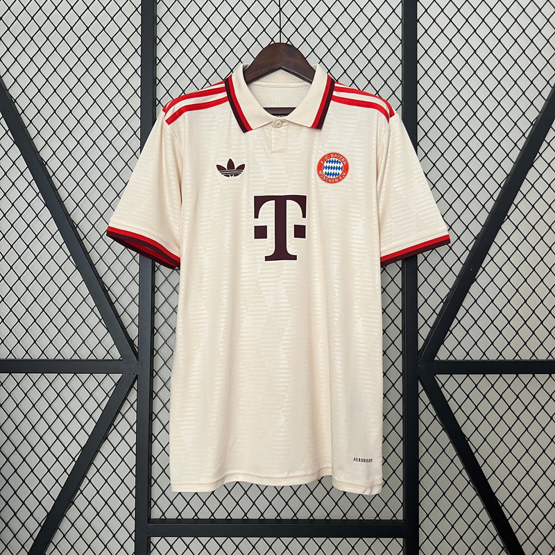 CAMISA DO BAYERN DE MUNIQUE 24/25 BEGE