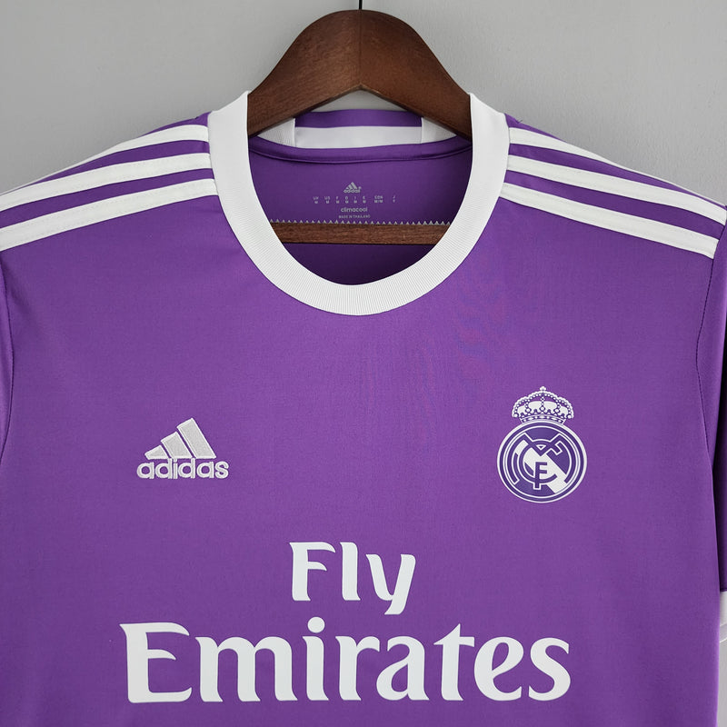 Camisa Retrô Real Madrid 2016/17